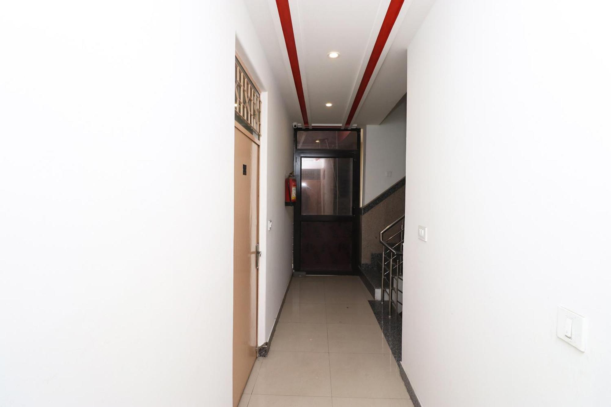 Oyo Flagship Hotel Daimond New Delhi Luaran gambar