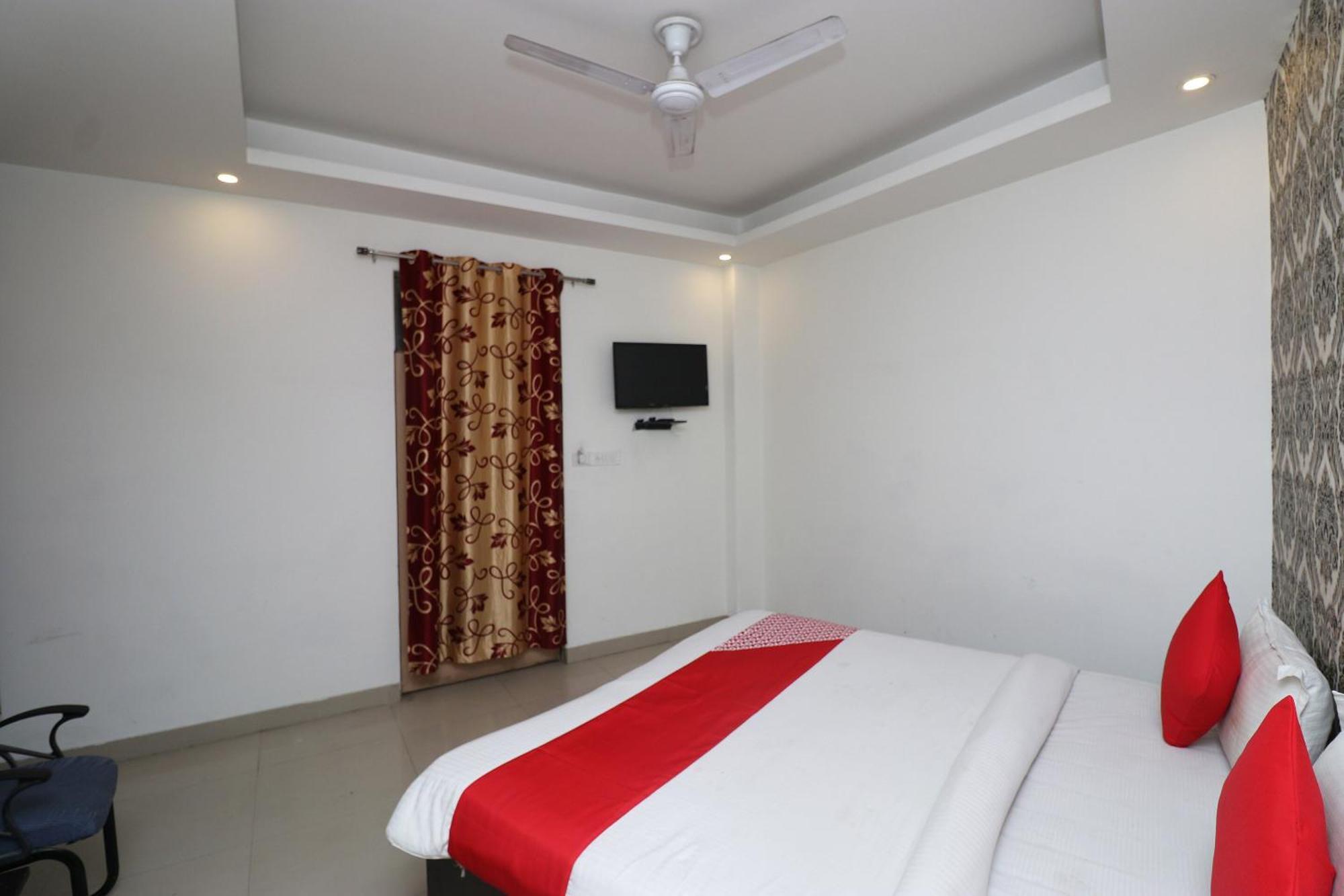 Oyo Flagship Hotel Daimond New Delhi Luaran gambar