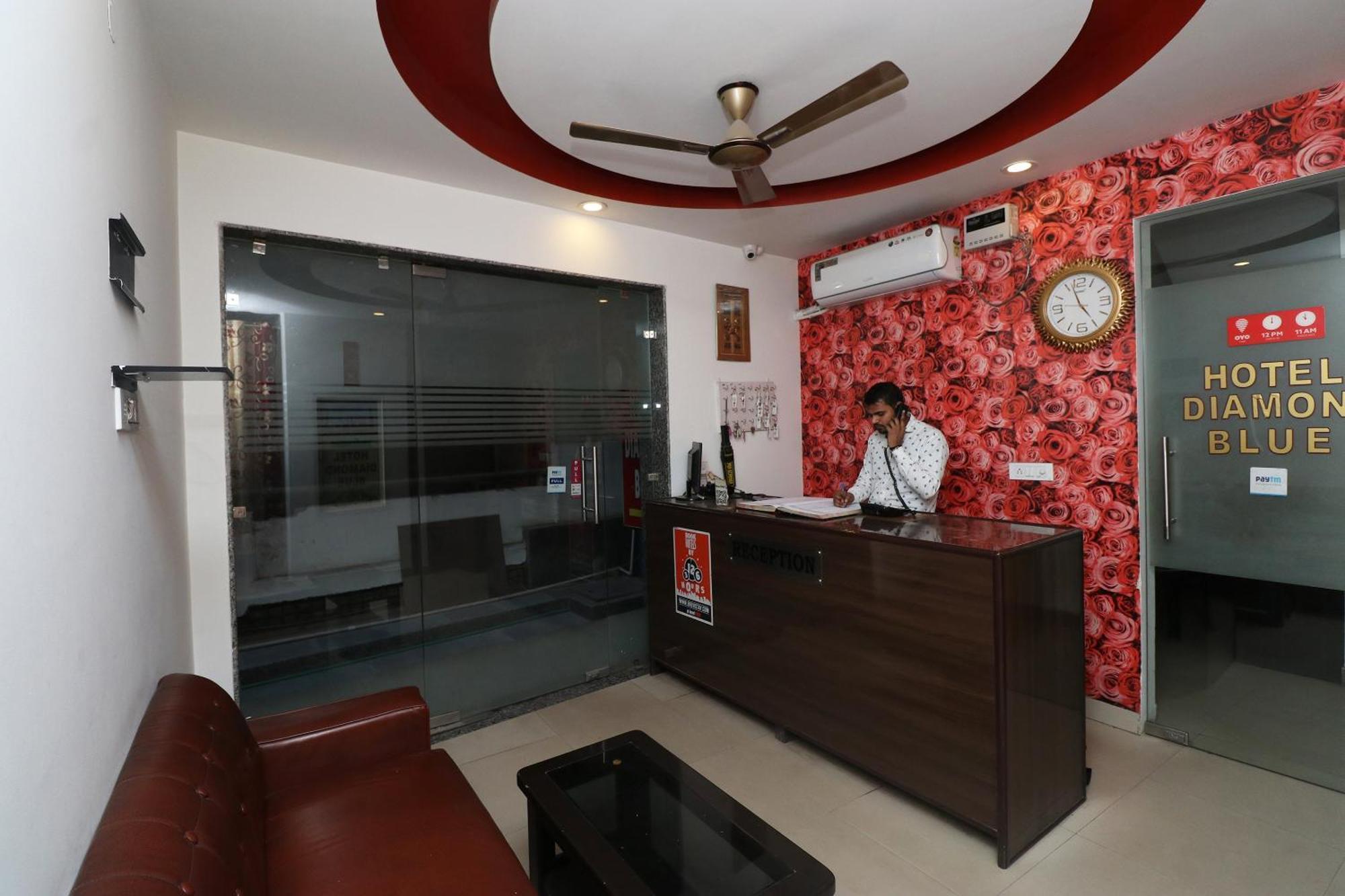 Oyo Flagship Hotel Daimond New Delhi Luaran gambar